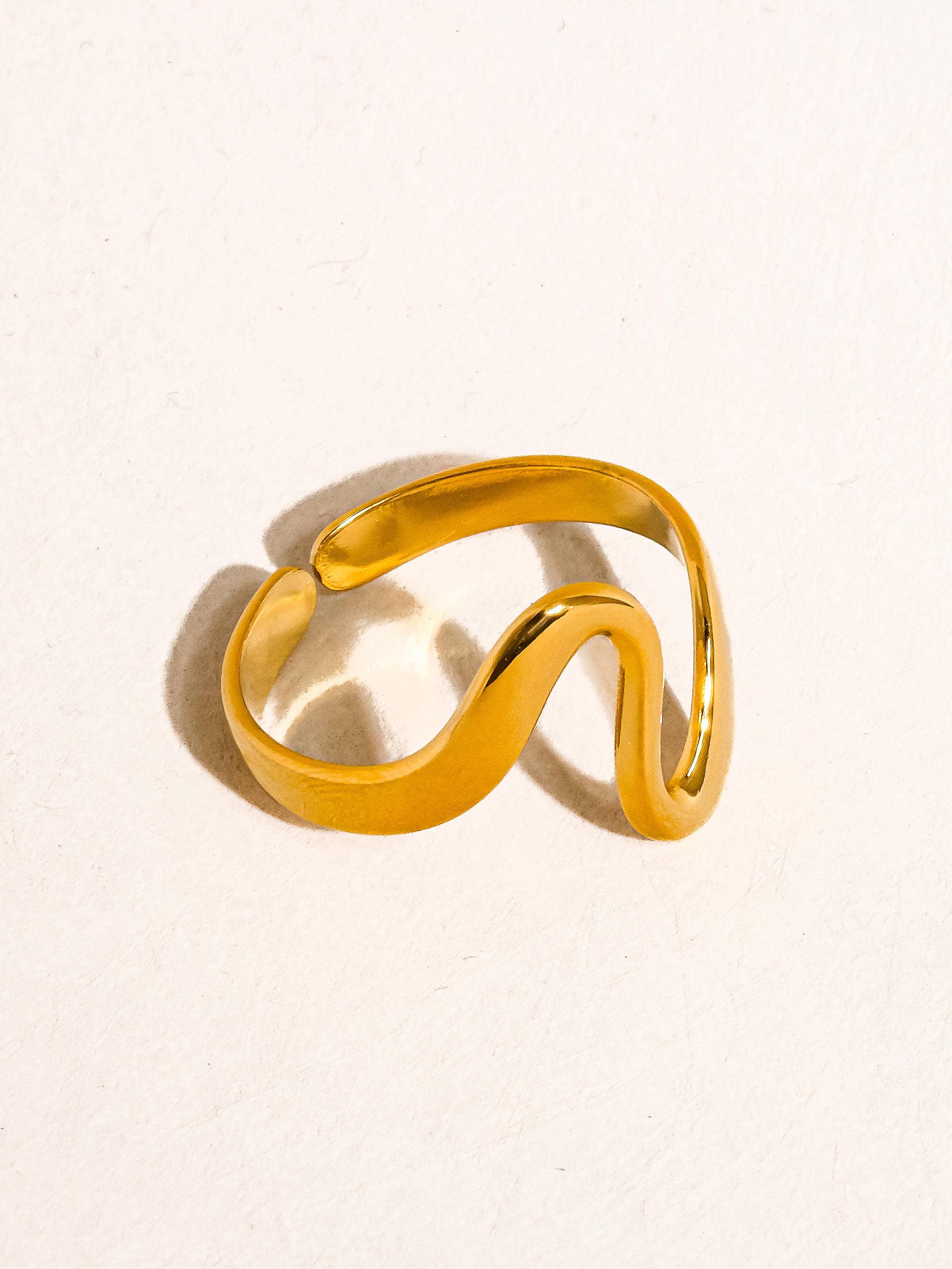 18K Non-Tarnish Abstract Ring-Gold