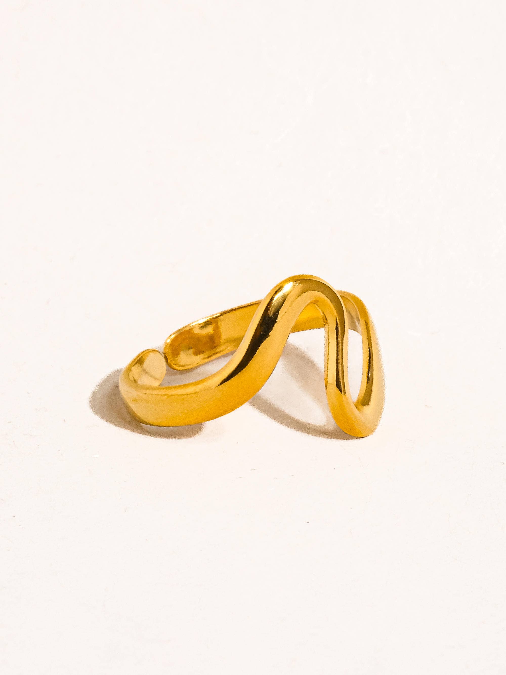 18K Non-Tarnish Abstract Ring-Gold