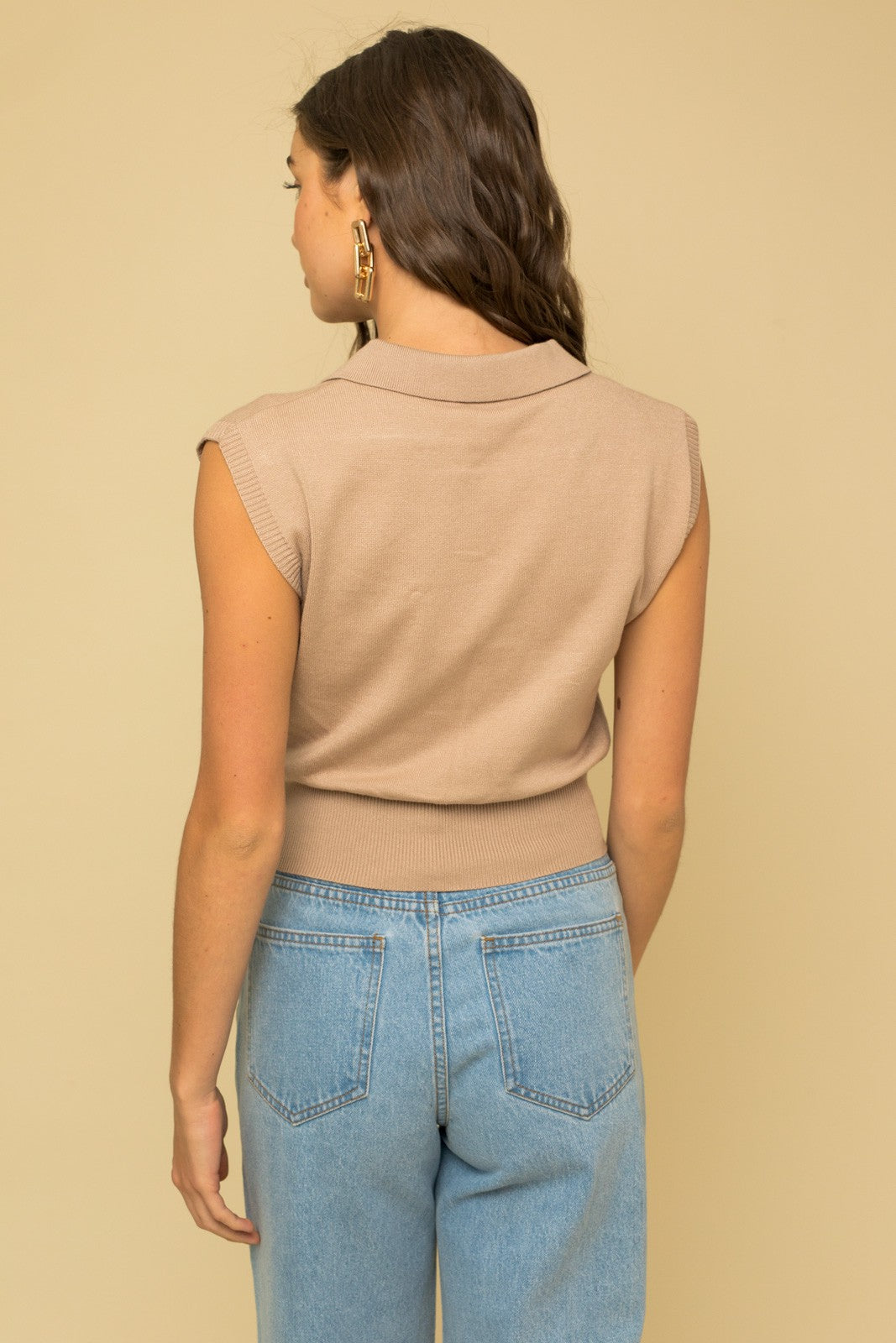 Sleeveless Power Shoulder Knit Top-Taupe