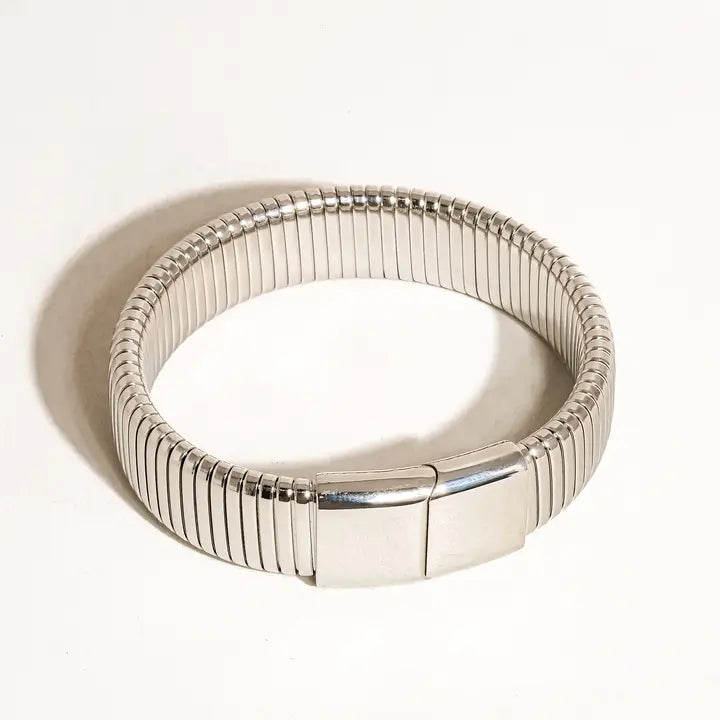 18K Non-Tarnish Stripe Bold Bangle-Silver