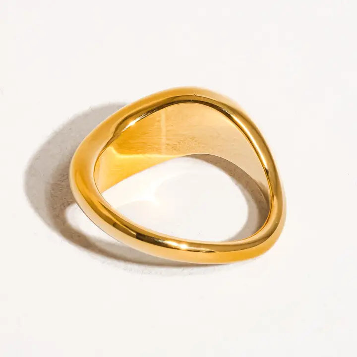 18K Non-Tarnish Classic Wavy Band-Gold