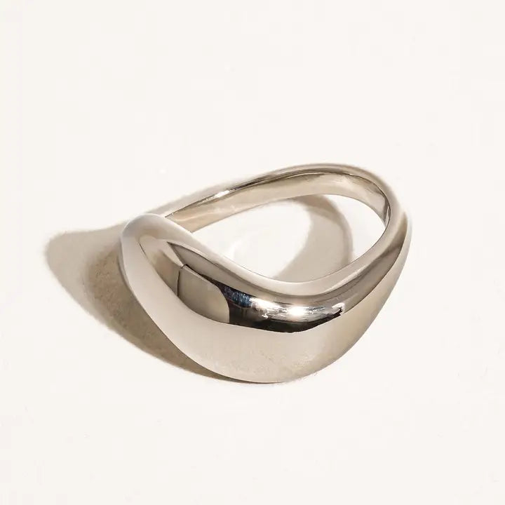 18K Non-Tarnish Classic Wavy Band-Silver