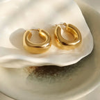 Women’s 18k gold plated non-tarnish classic U hoop earrings