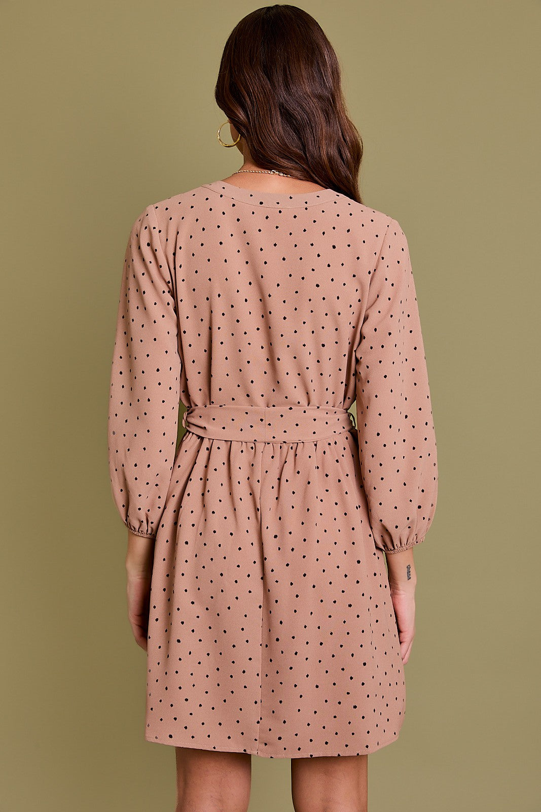 Long Sleeve V Slit Neckline Dress-Mocha Black Dot