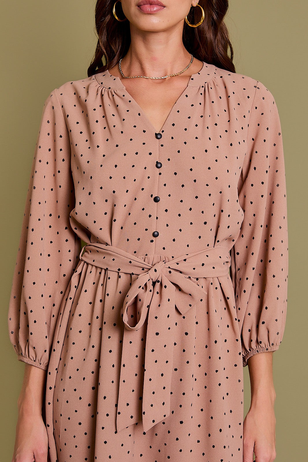 Long Sleeve V Slit Neckline Dress-Mocha Black Dot