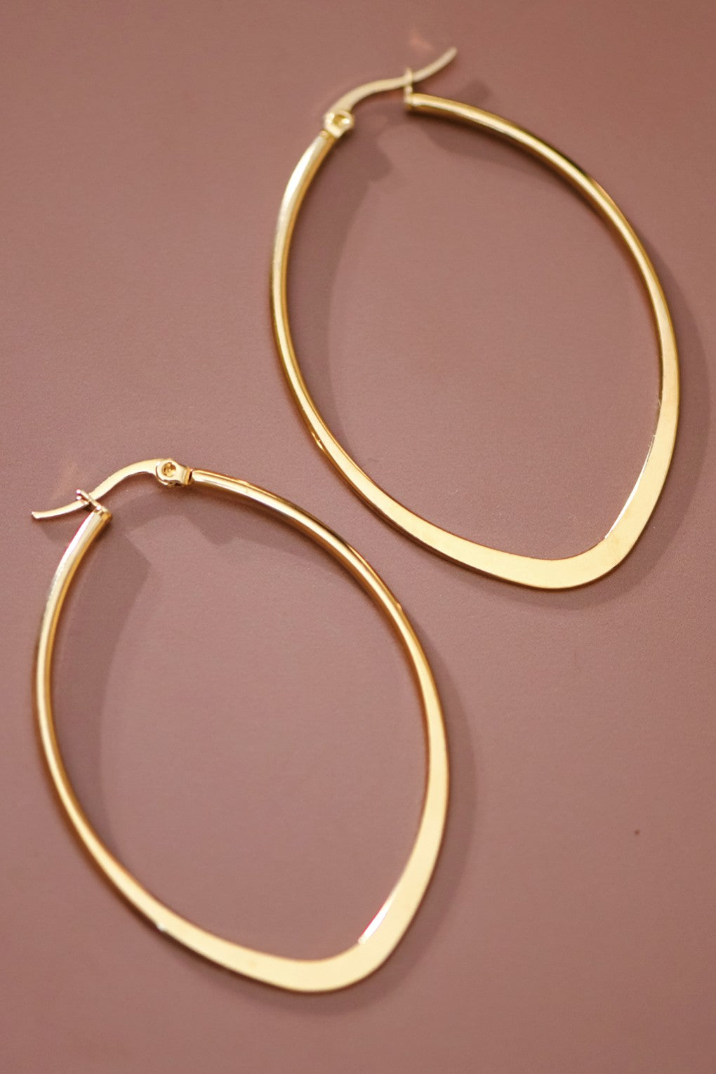 18k Non-Tarnish Oval Hoops-Gold