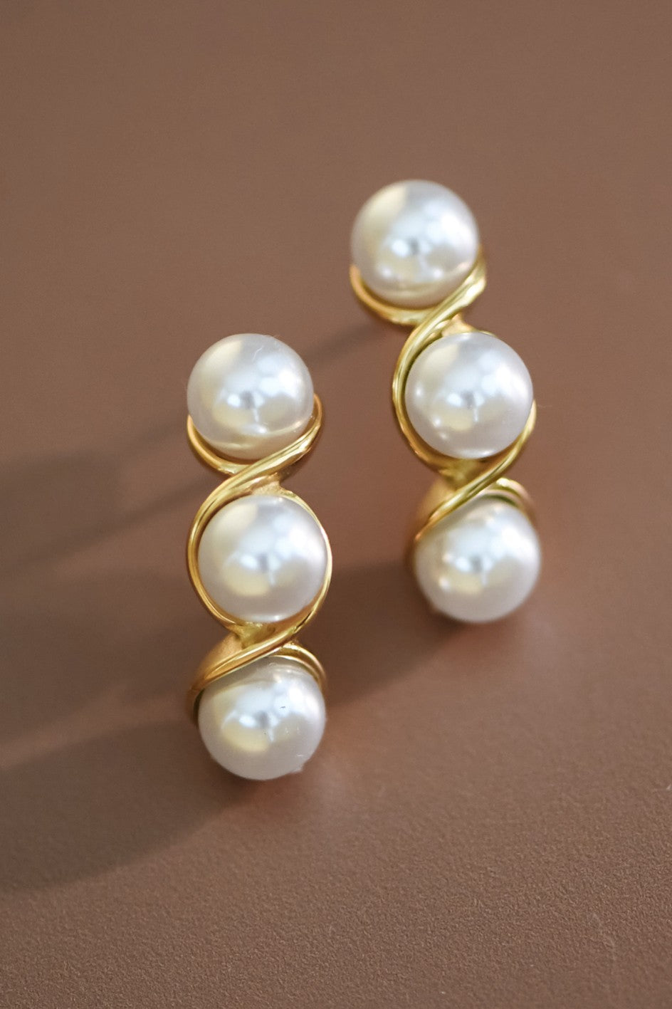 18k Non-Tarnish Pearl Stud Earrings-Gold