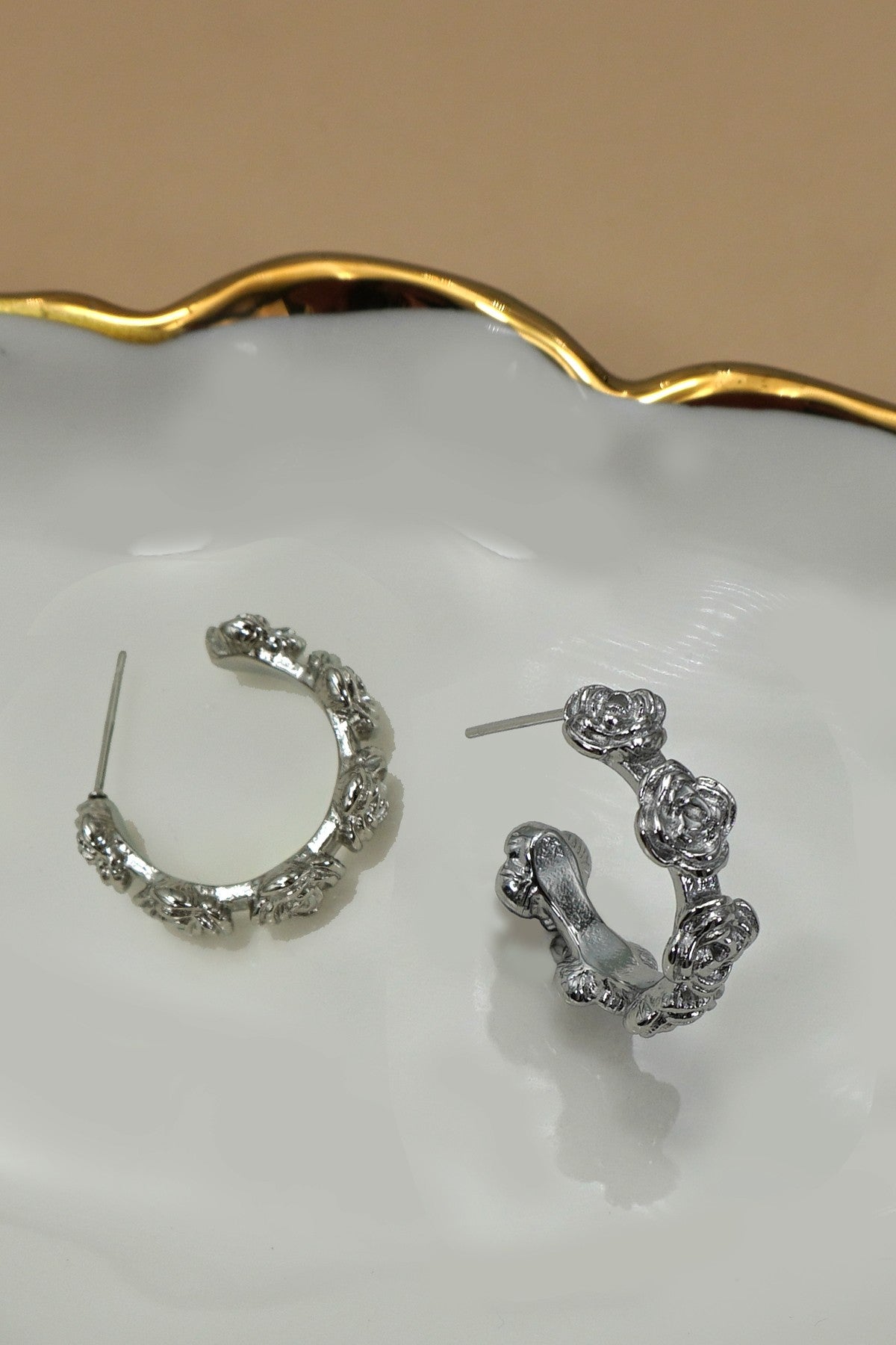 18k silver-plated stainless steel floral design hoop earrings on white background