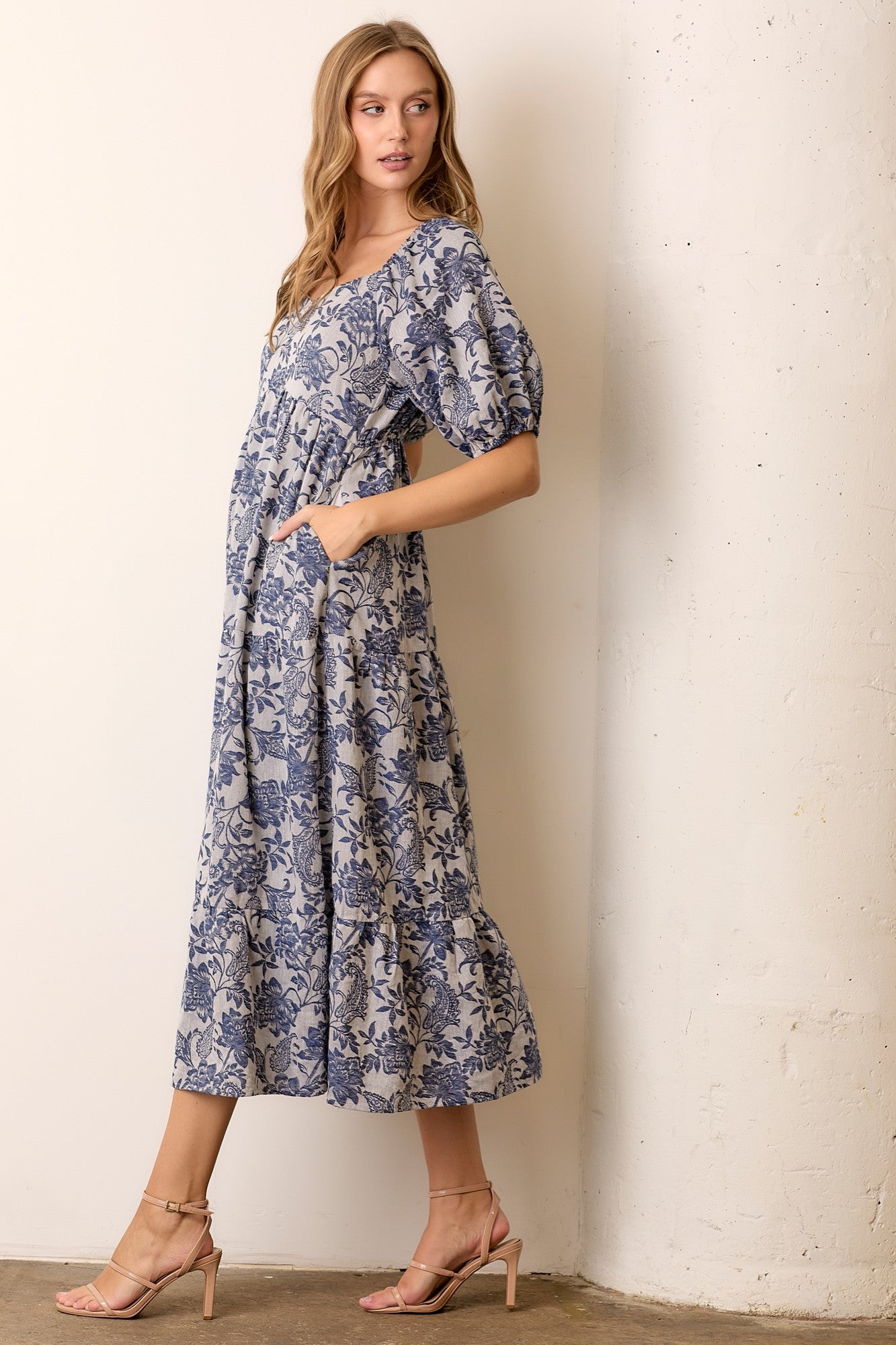 Textured Floral Tiered Midi Dress-Navy Gray