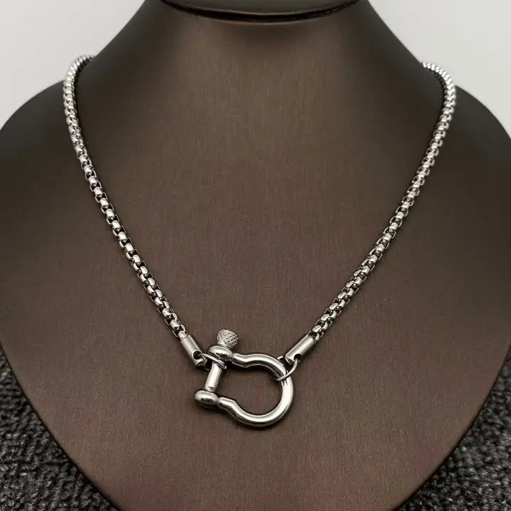 18K Non-Tarnish Chunky Buckle Rope Necklace-Silver