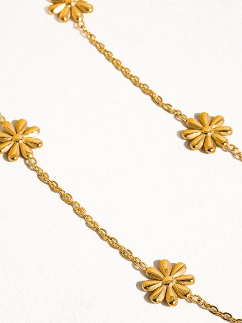 18K Non-Tarnish Festival Daisy Chain Necklace-Gold