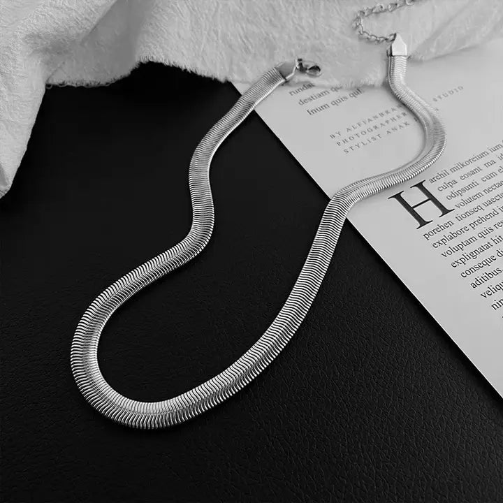 Women's 18K Non-Tarnish Mesh Link Necklace-Silver