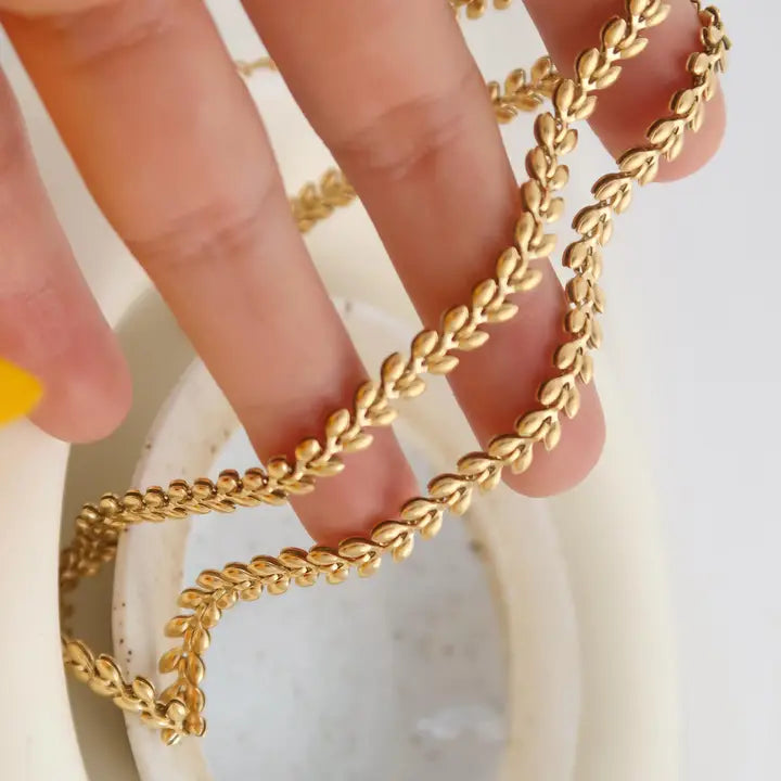 18K Non-Tarnish Classic Wheat Chain Necklace-Gold
